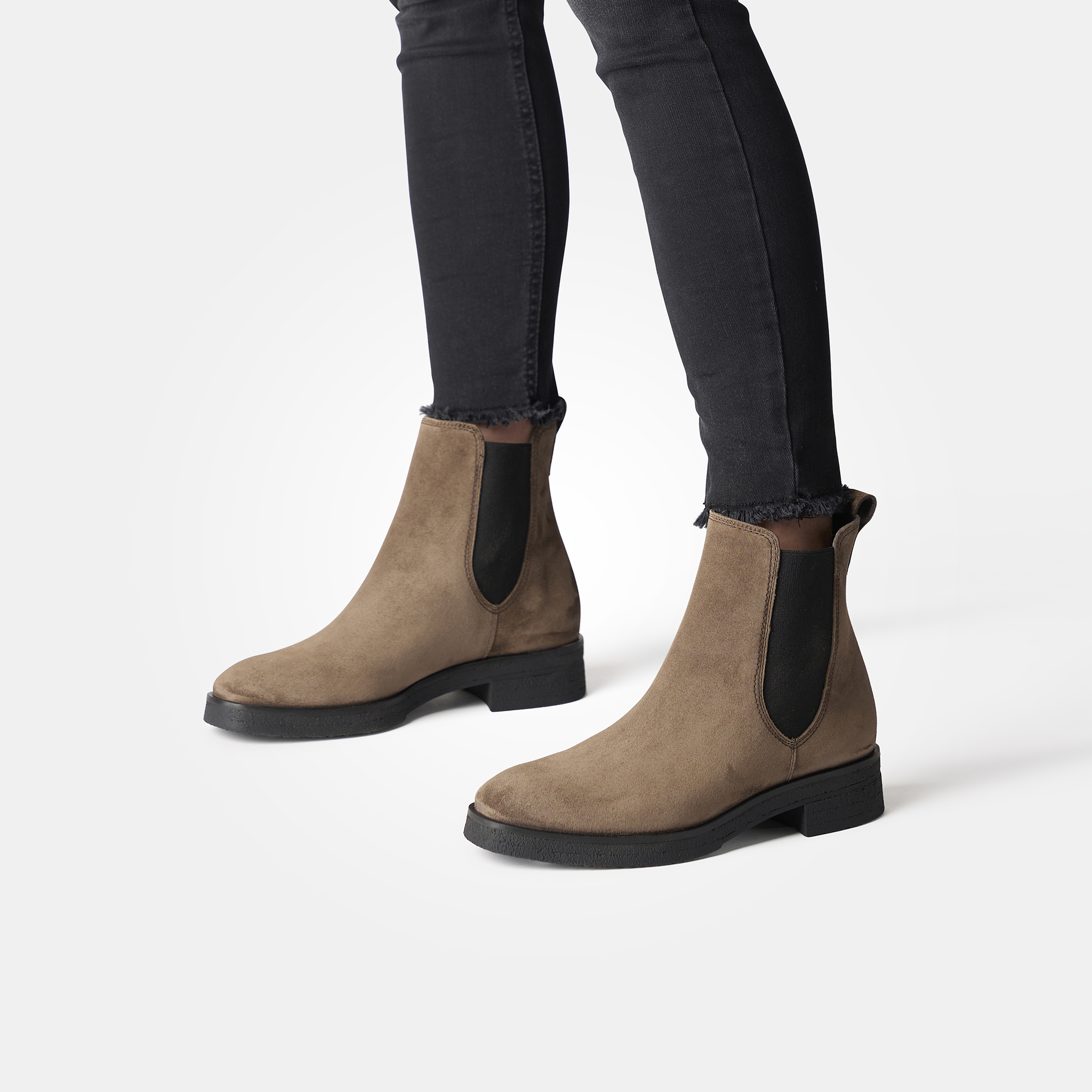 Chelsea boots for women in brown Paul Green